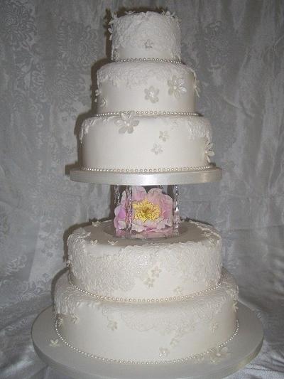 Lace and Peony Cake - Cake by Lynne Sambrook