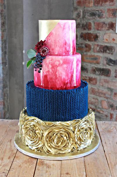 Golden ruffles, water colour paint and some knitting. - Cake by Edible Art Cakes