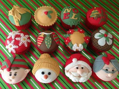 Cute Christmas Cupcakes - Cake by CakeyBakey Boutique