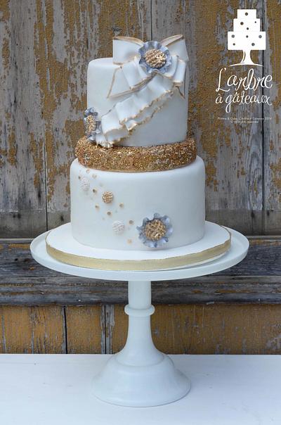 Gold & Silver tier cake - Cake by L'Arbre à Gâteaux