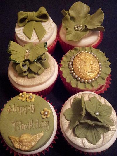 Pretty Pretty cupcakes. - Cake by Sam Belben