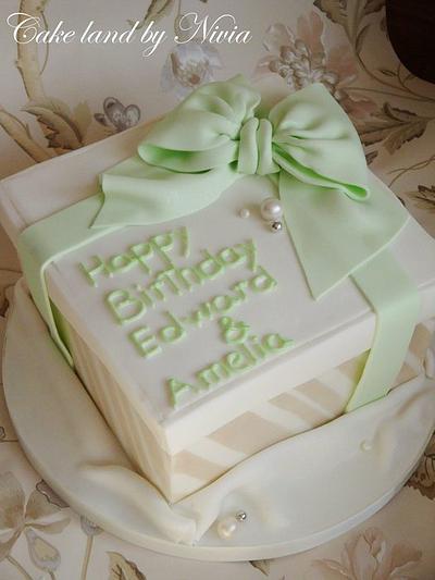 Gift box cake - Cake by Nivia