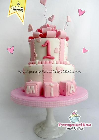 Corazones Cake - Cake by Marielly Parra
