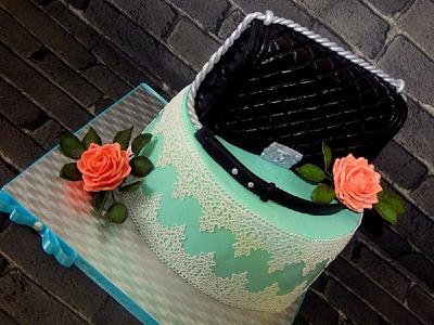 Channel handbag cake - Cake by Isabelle86