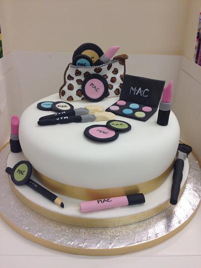 Makeup fanatic - Cake by Debi at Daisy's Delights