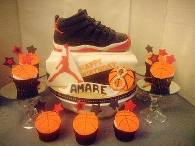 Jordan Bred 11 Shoes - Cake by DeliciousCreations