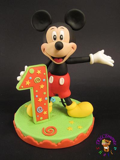 Mickey Mouse topper - Cake by Sheila Laura Gallo