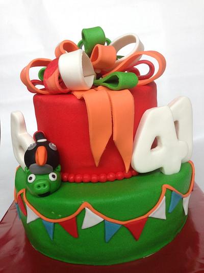 Mother and son cake with Angry Birds - Cake by Alieke