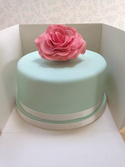 Memorial Rose - Cake by sweet-bakes.co.uk