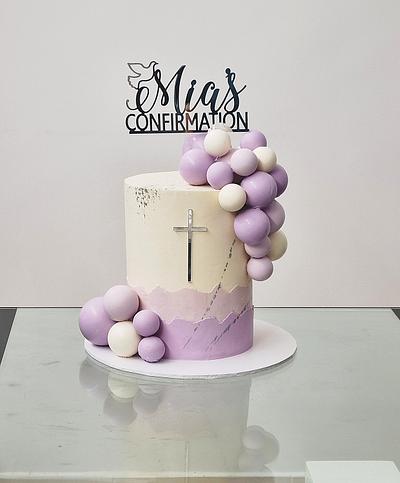 Mia's confirmation cake - Cake by The Custom Piece of Cake