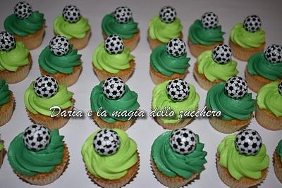soccer minicupcakes - Cake by Daria Albanese