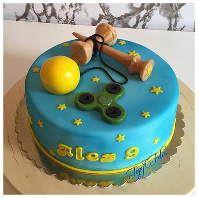 Cake with kendama and spinner - Cake by Felis Toporascu