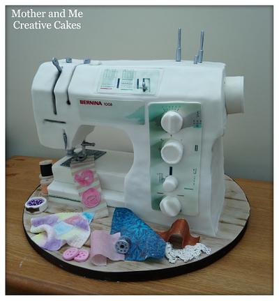 Sewing Machine Cake  - Cake by Mother and Me Creative Cakes