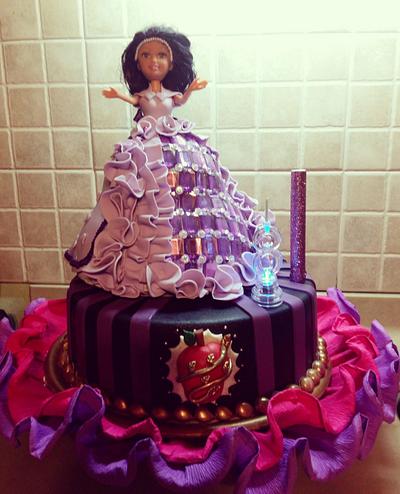 Cake Descendientes!!!! - Cake by Mariela Bono