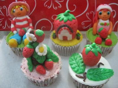 strawberry shortcake cupcakes - Cake by susana reyes