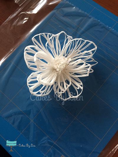 Wafer paper filigree flower - Cake by Cakes By Lien