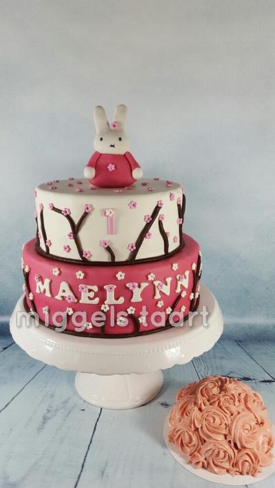 miffy and cherry blossom - Cake by henriet miggelenbrink