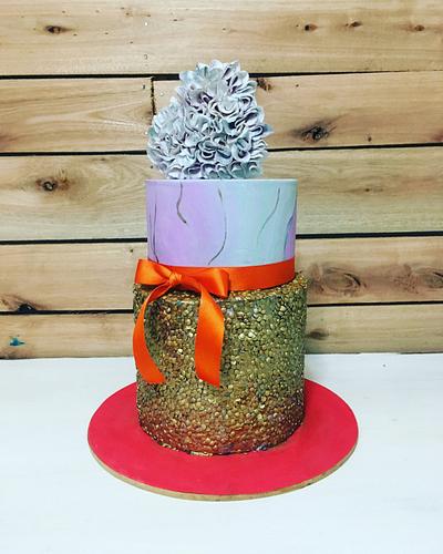 Golden Sequin, Marble and  Ruffles cake - Cake by Chica PAstel