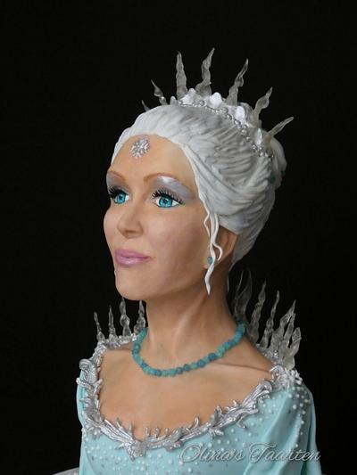 Ice queen  - Cake by Olina Wolfs