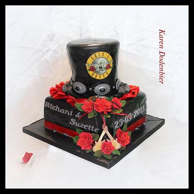 Guns & Roses wedding cake - Cake by Karen Dodenbier