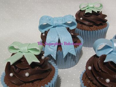 Bow Cupcake Collection - Cake by Sam Harrison