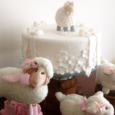 Little lamb cake - Cake by Cláudia Oliveira