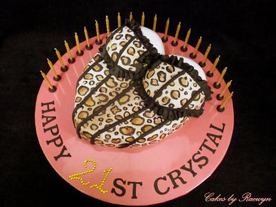 Leopard Print Corset - Cake by Raewyn Read Cake Design