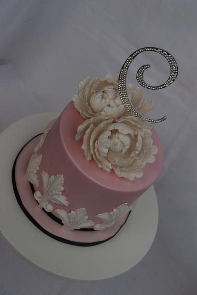 pink and bling - Cake by ianessascreations