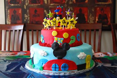 Mickey Mouse Clubhouse - Cake by CakesbyMayra