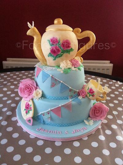 Teapot tea party cake - Cake by silversparkle