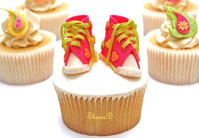 Converse Sneakers Cupcakes  - Cake by Shamima Desai