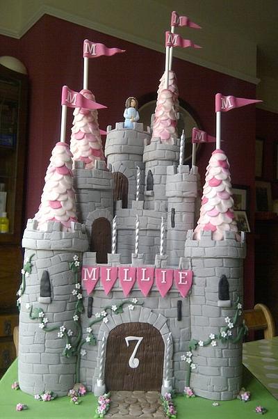 Princess Castle Cake - Cake by CakeyCake
