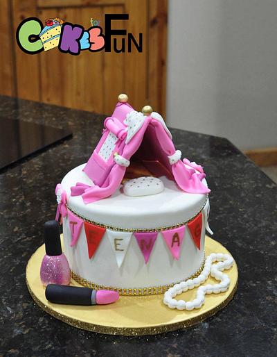 Glamping - Cake by Cakes For Fun