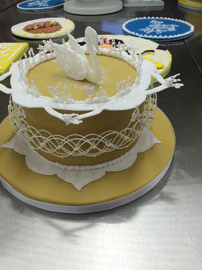 Royal icing little cake  - Cake by Assiléia Lucas. /  Sila's Cake 
