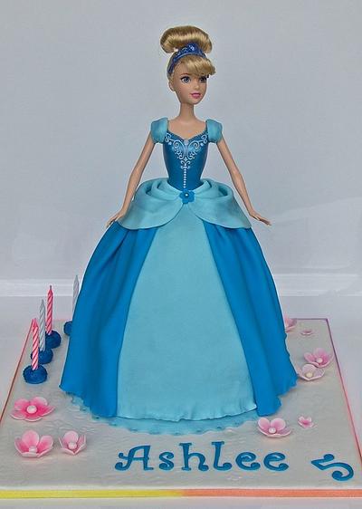 Cinderella Dolly Varden - The classic style :) - Cake by Jaymie