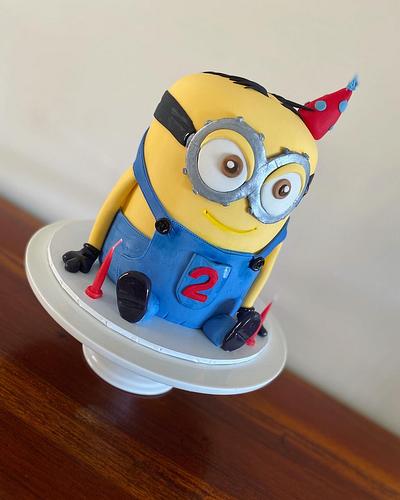 Minion - Cake by Tracy Jabelles Cakes