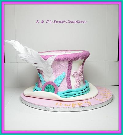 Fancy hat cake - Cake by Konstantina - K & D's Sweet Creations