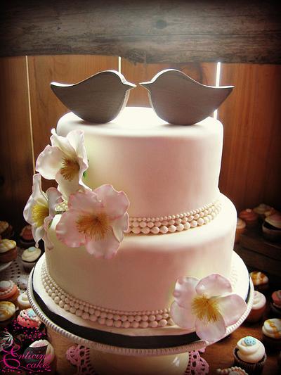 Rustic Vintage Chic - Cake by Enticing Cakes Inc.