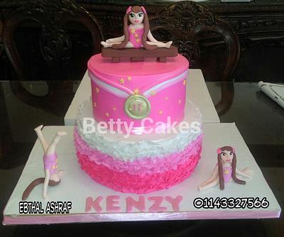 gymnastic cake - Cake by BettyCakesEbthal 