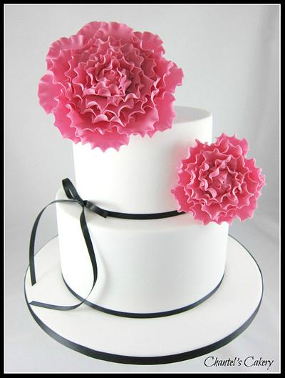 Large flower anniversary cake - Cake by Chantel's Cakery
