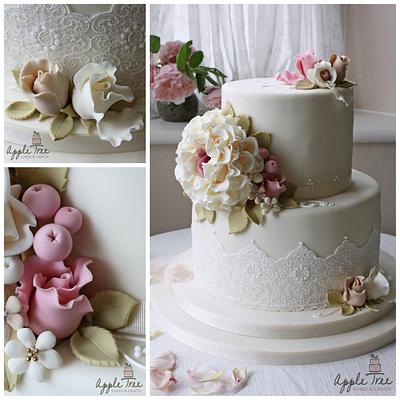 Vintage Simplicity Wedding Cake - Cake by Apple Tree Cakes & Crafts