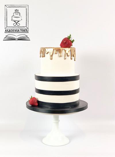 Stripes and strawberries  - Cake by Akademia Tortu - Magda Kubiś