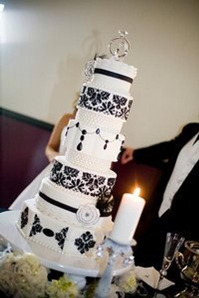 Vintage wedding - Cake by Kerri Morris