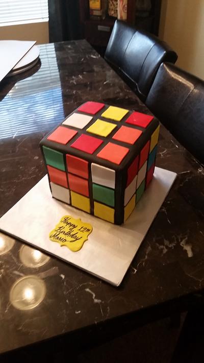 Rubicks cube - Cake by Sonia