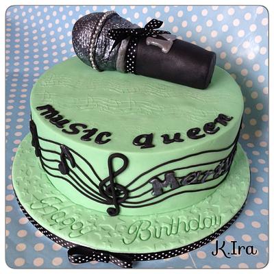 Music Queen  - Cake by KIra