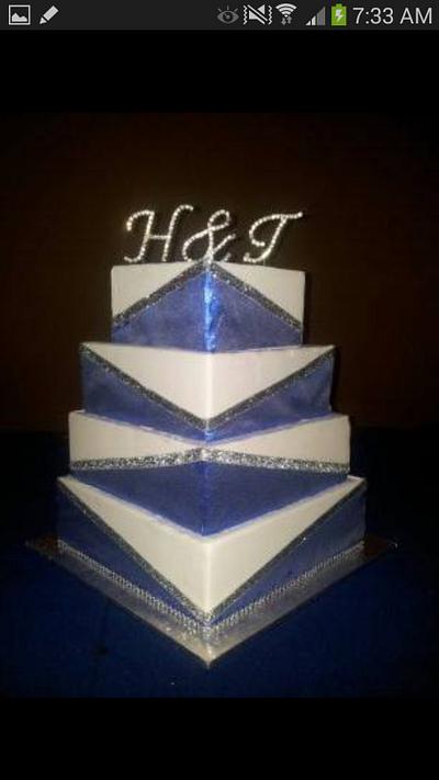 wedding cake  - Cake by Helen's cakes 