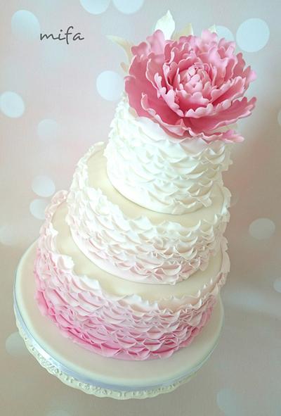 Ruffle Ruffle Wedding Cake - Cake by Michaela Fajmanova