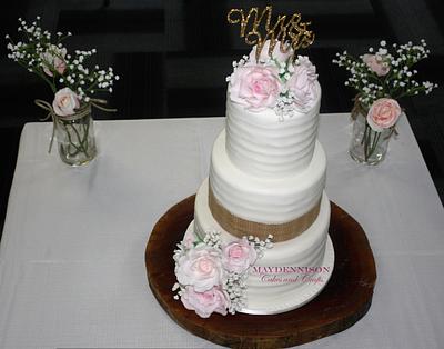 Rustic Pink Roses and Baby's Breath - Cake by Louise Neagle