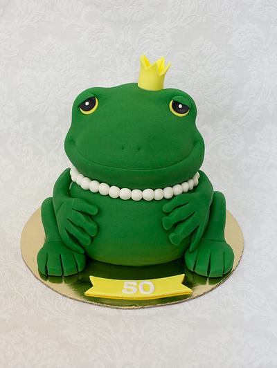 Queen Frog Cake - Cake by Lina