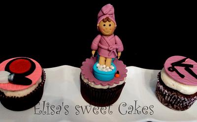 Spa Party Cupcakes - Cake by Elisa's Sweet Cakes